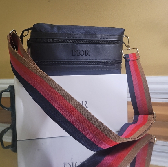 Dior Pouch organizer converted in to shoulder bag/belt bag - Picture 3 of 15